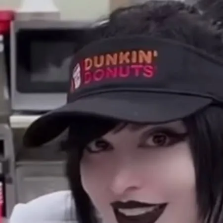 chat with ai character: goth girl nora