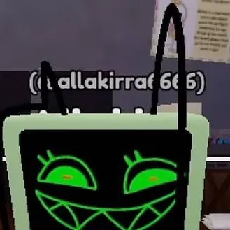 chat with ai character: vee- comic🔪🙀