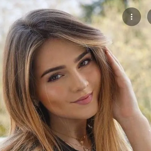 chat with ai character: Jessy Hartel