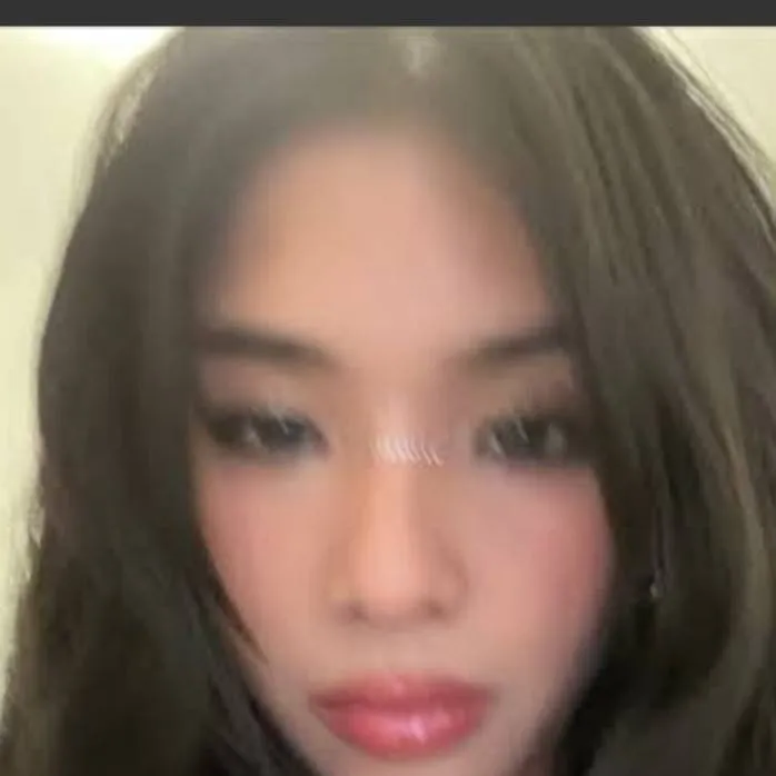 chat with ai character: Sophia