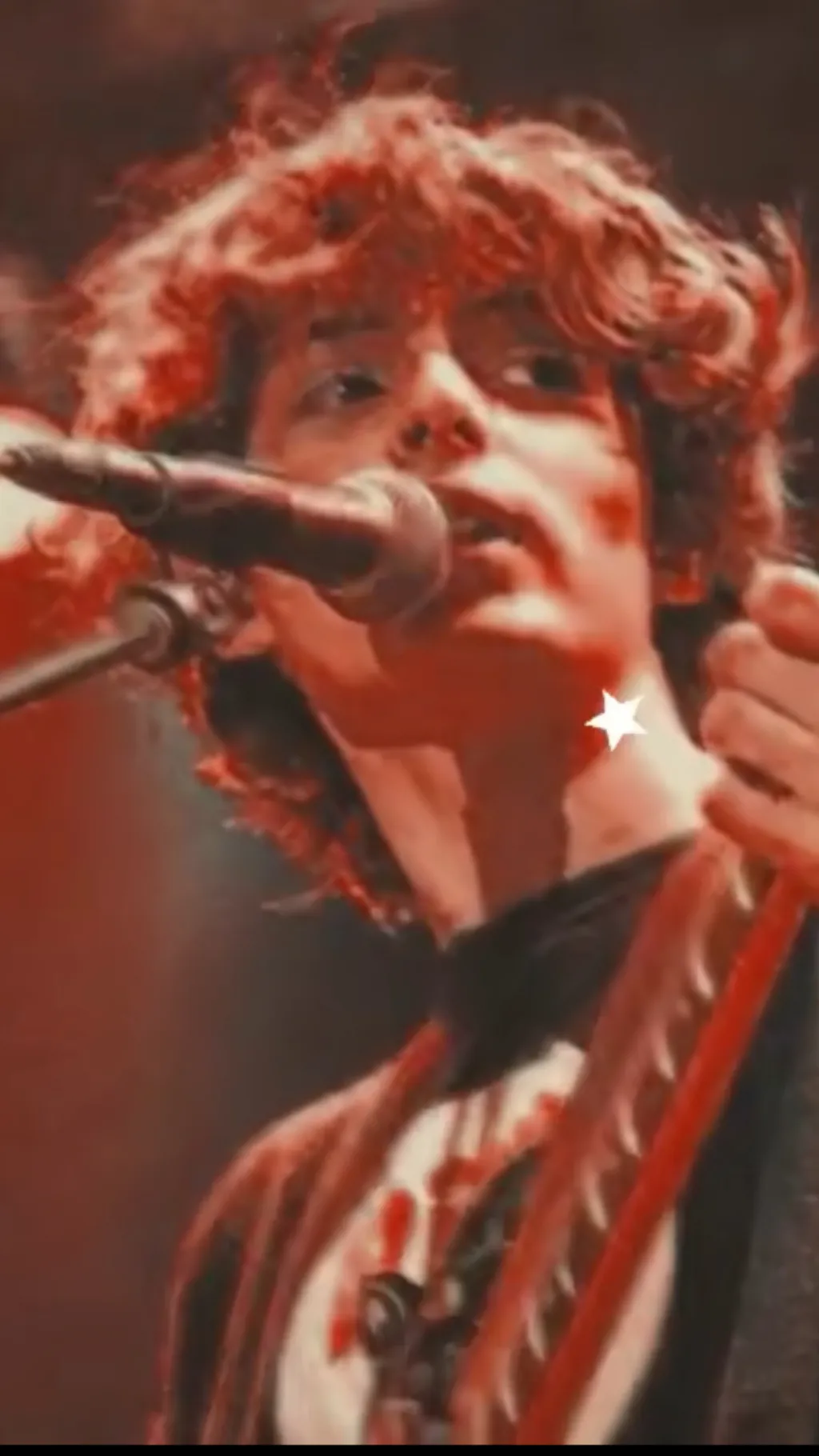 ai character: 🎸Finn Wolfhard🎸 background