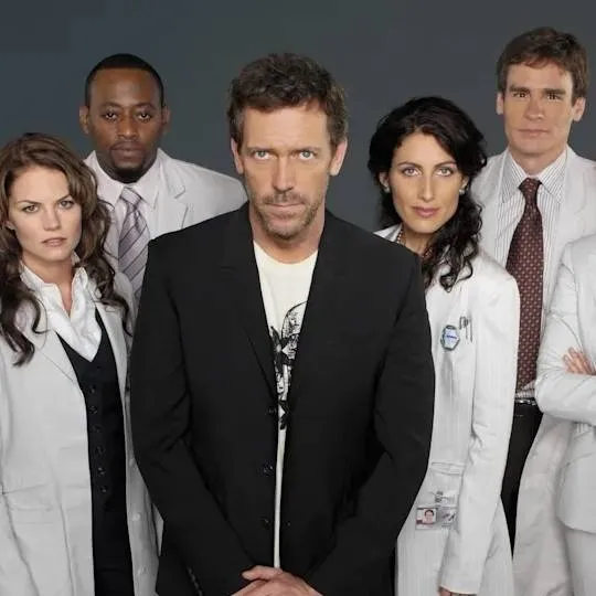 chat with ai character: House 