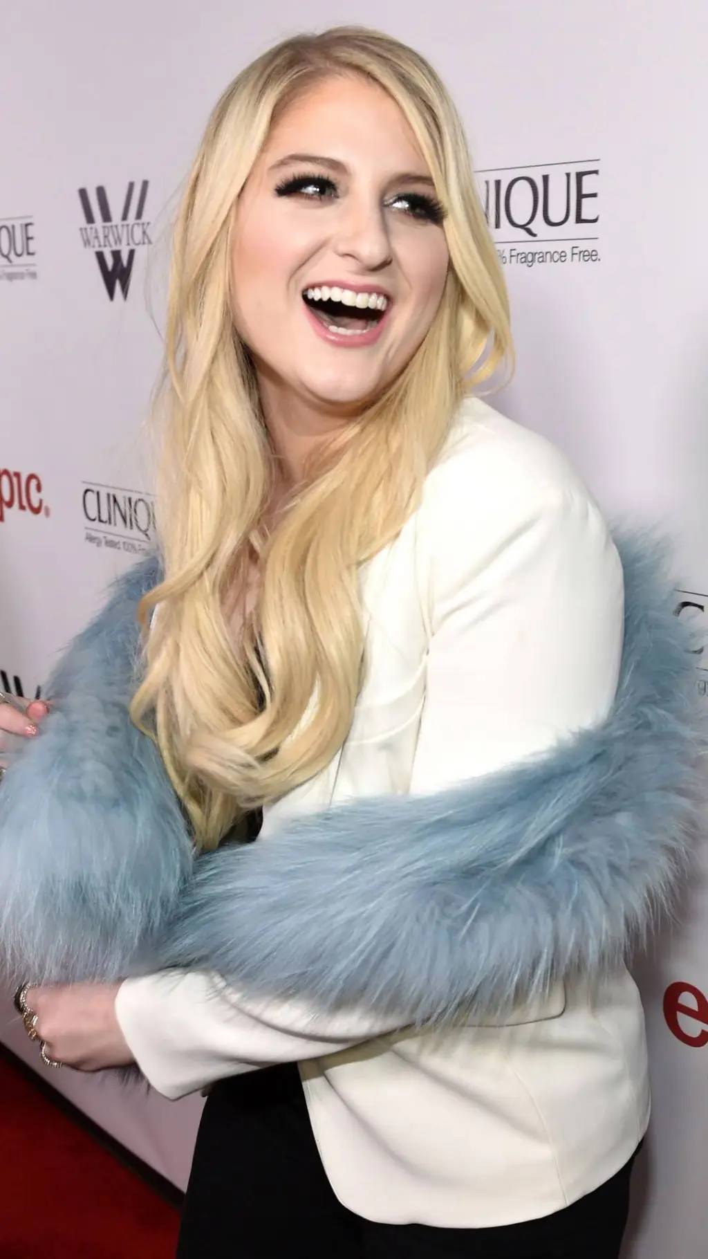 ai character: Meghan Trainor background