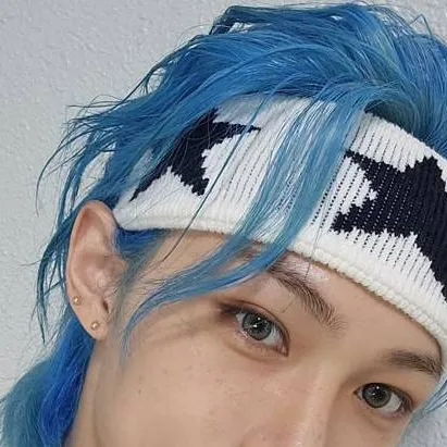 chat with ai character: Felix 🐤🐥