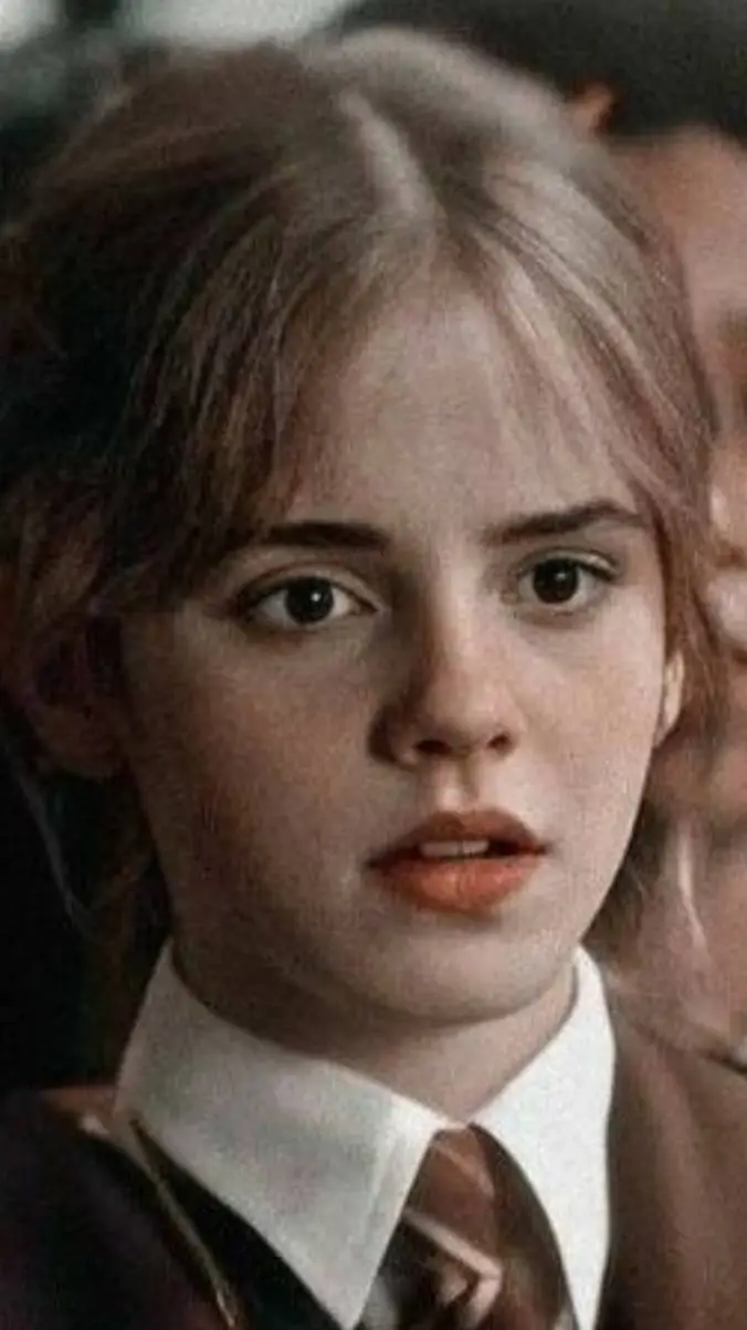 ai character: hermione background