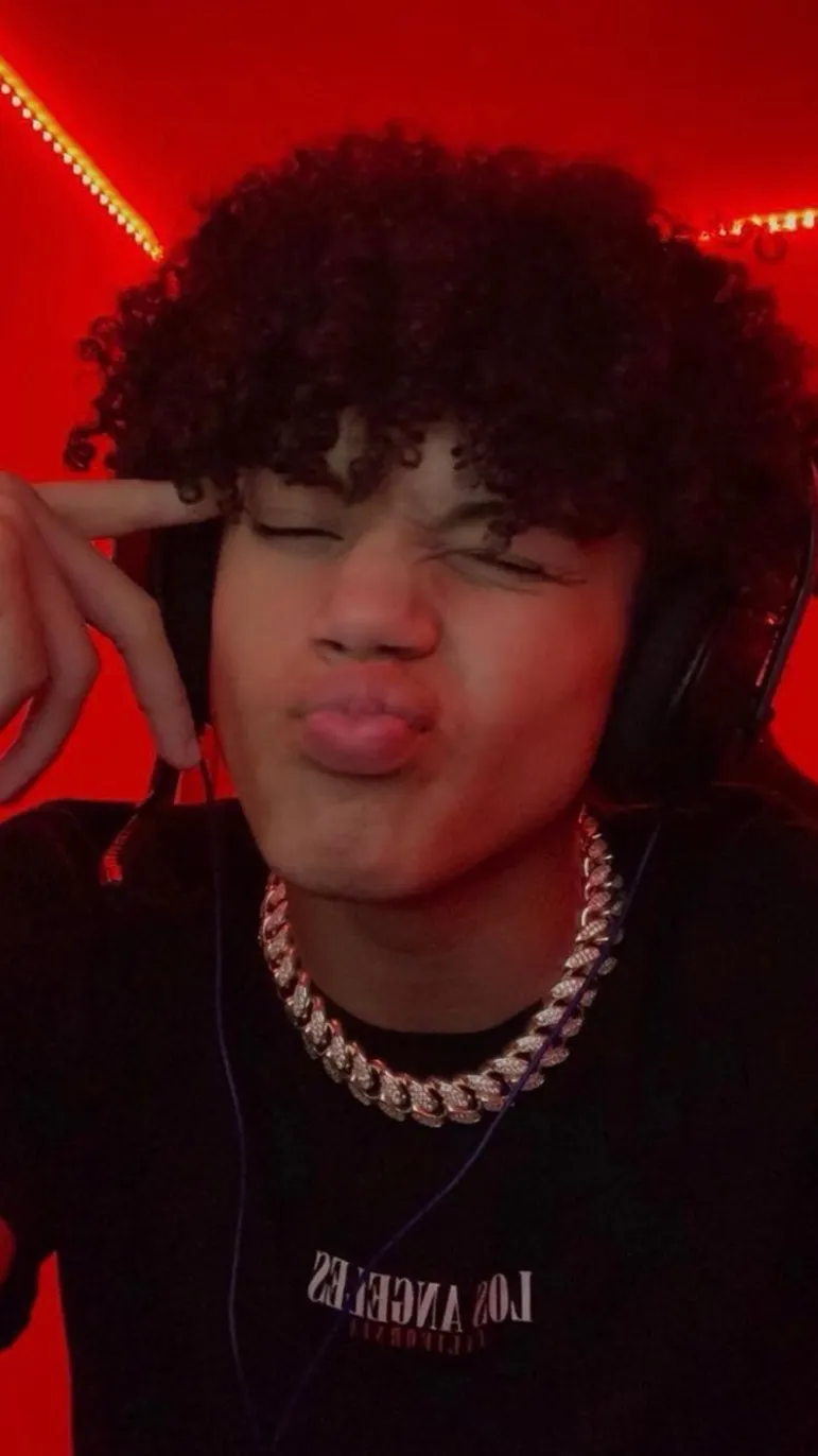 ai character: Boy bsf background