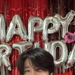 chat with ai character: skz han bday