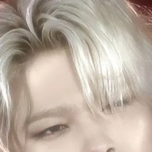 chat with ai character: riki/Niki 