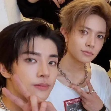 chat with ai character: heeseung/jake