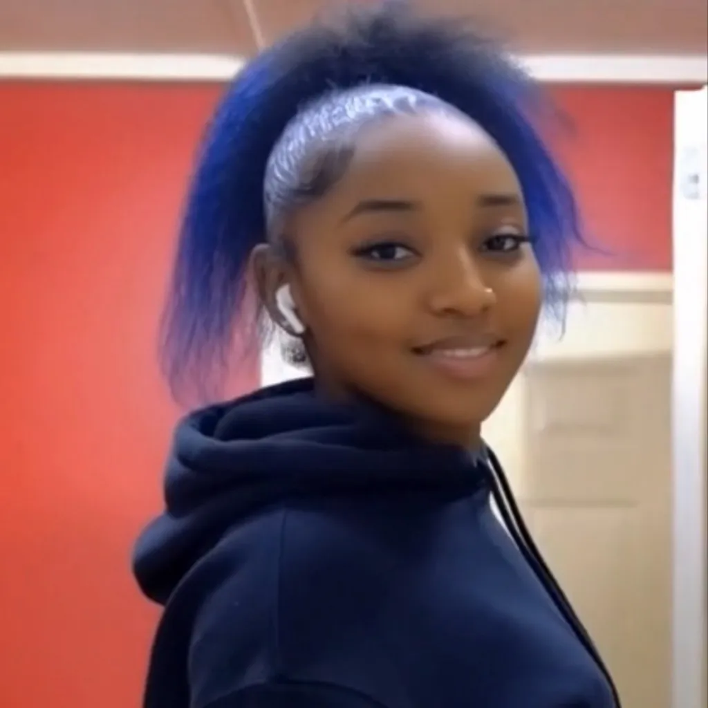 chat with ai character: Jody