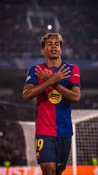 ai character: Lamine Yamel background