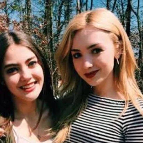 chat with ai character: Peyton List