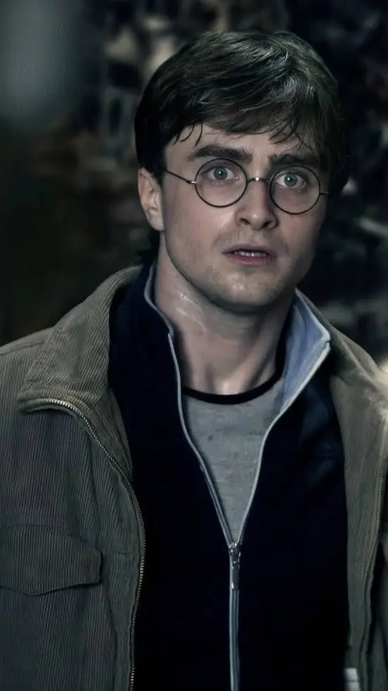 ai character: Harry Potter  background