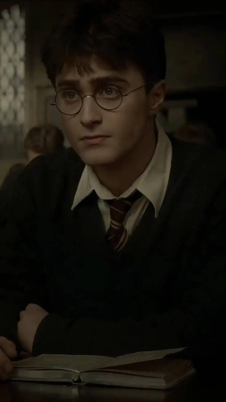 ai character: Harry Potter background
