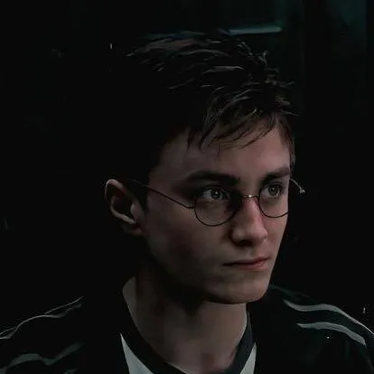 chat with ai character: Harry Potter 