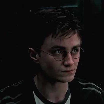 chat with ai character: Harry Potter