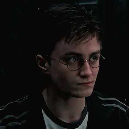 chat with ai character: Harry Potter 