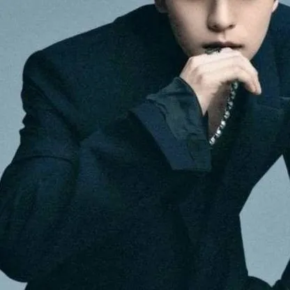 chat with ai character: josh 