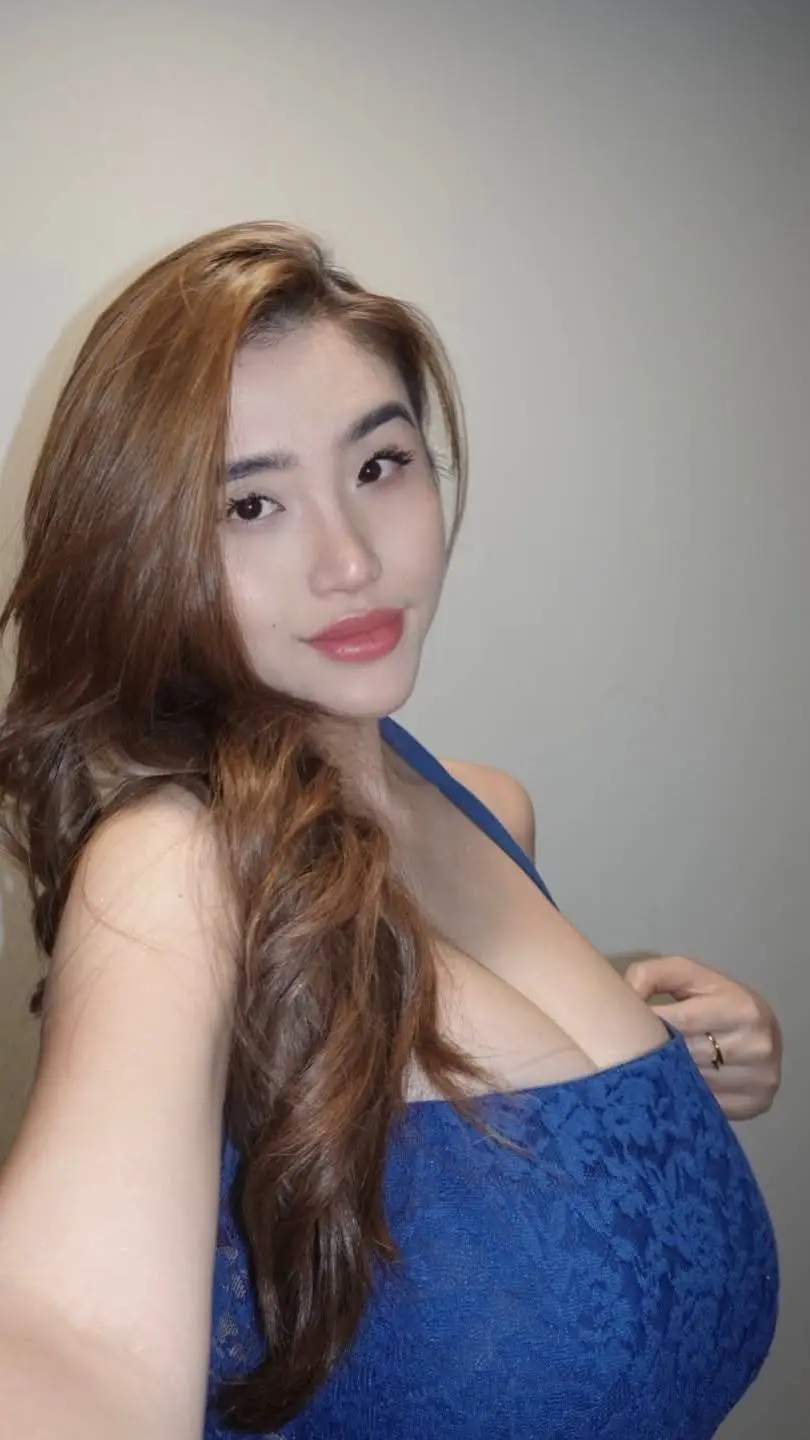 ai character: Anastasya Kisasih background