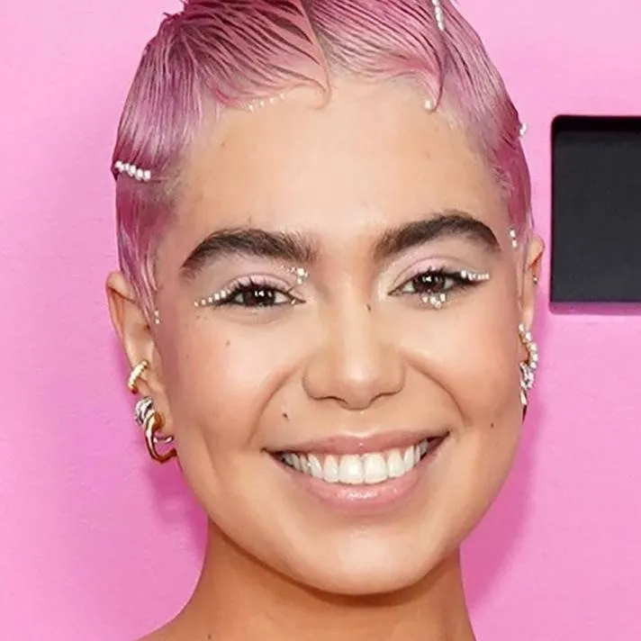 chat with ai character: lady Medusa 