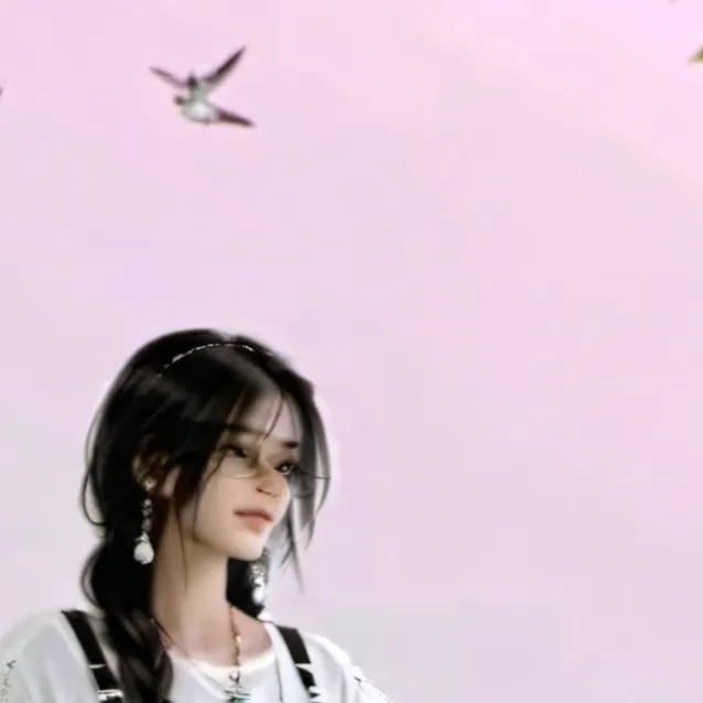 chat with ai character: Hyunjin 