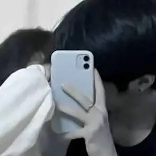 chat with ai character: Thomas and insane