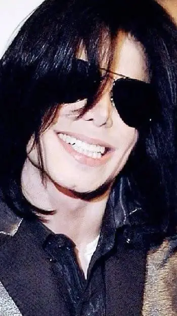 ai character: Michael Jackson  background