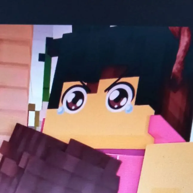 chat with ai character: Lucinda