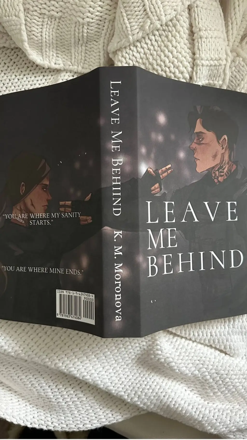 ai character: Leave me behind  background