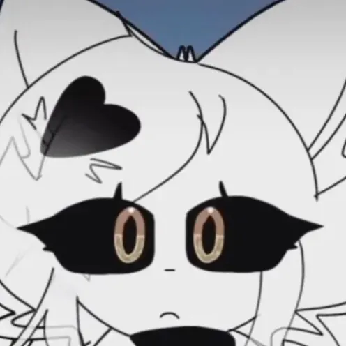 chat with ai character: Makiko fox 