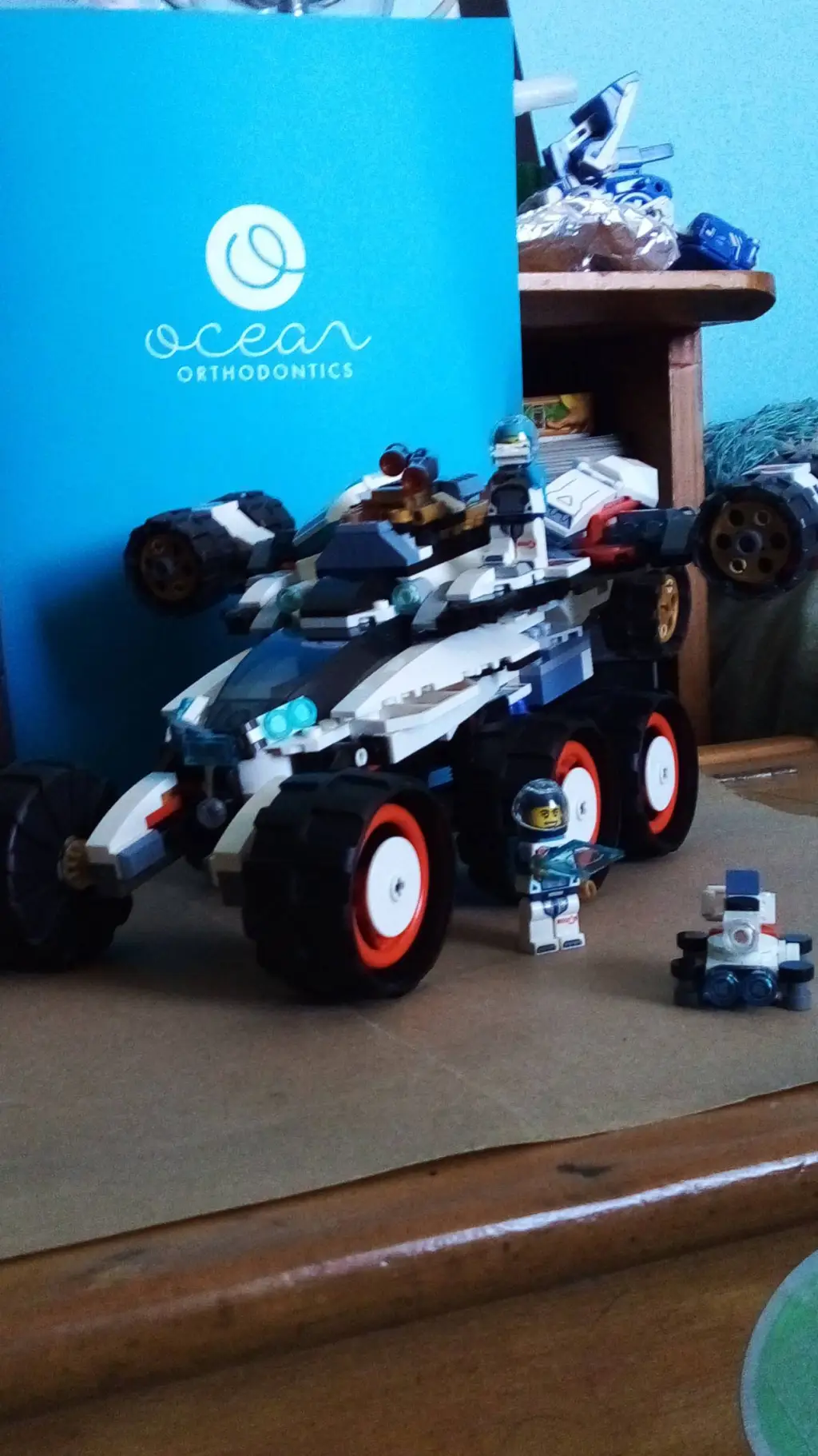 ai character: 50000 grand race background