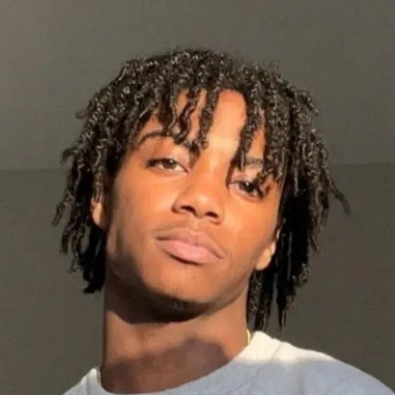 chat with ai character: Draeت