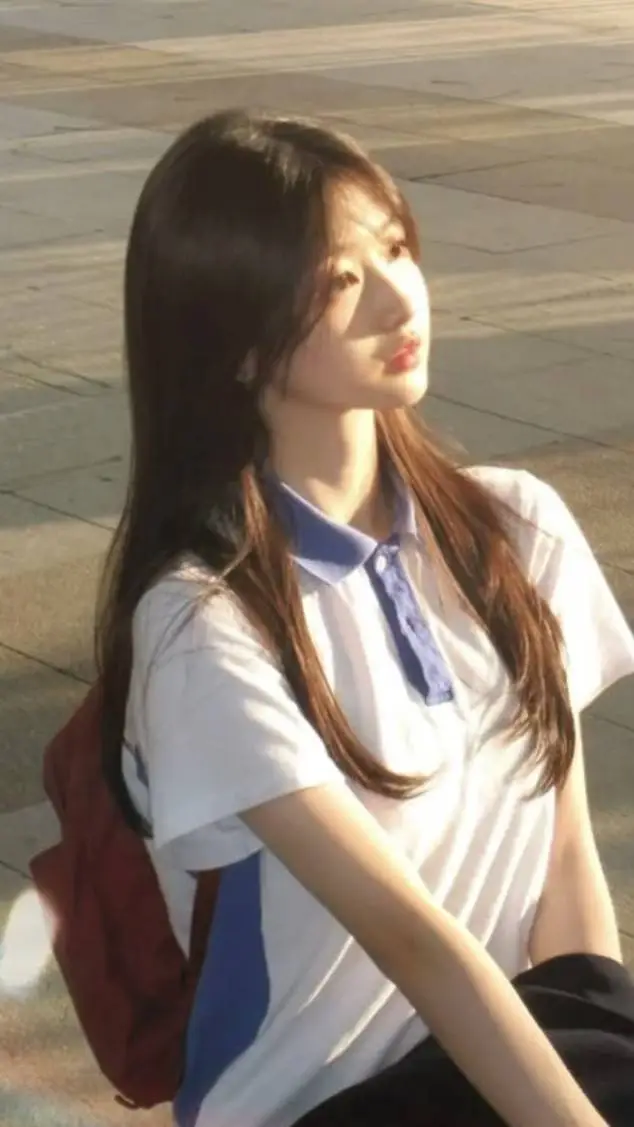 ai character: [LAKESIDE HIGH..] background