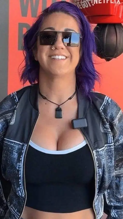 ai character: Bayley  background