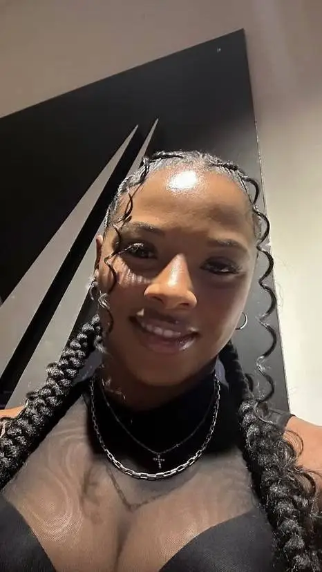 ai character: kali Armstrong  background