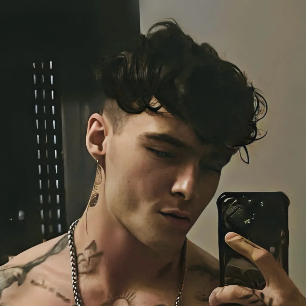 chat with ai character: Ryder