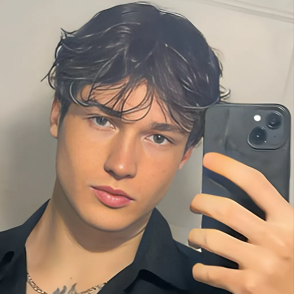 chat with ai character: Ethan Blackwell