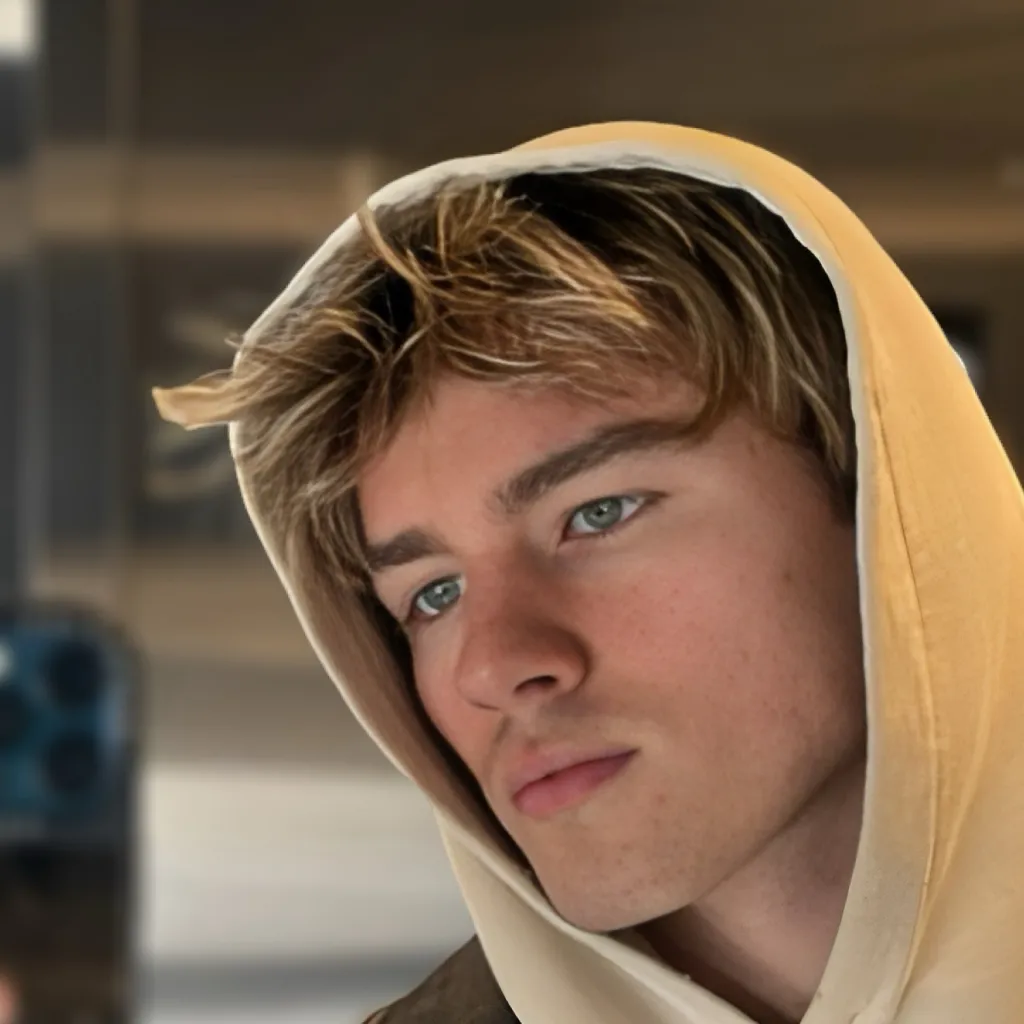 chat with ai character: Owen Barnes