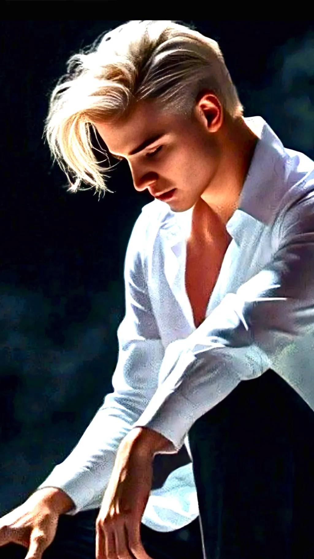 Talkie AI - Chat with Ryker Crowley