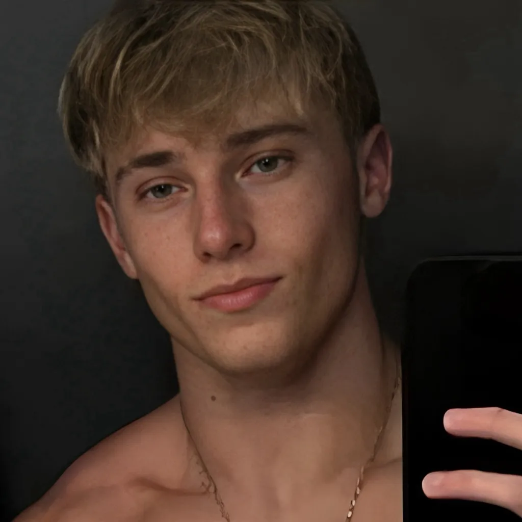 chat with ai character: Chad Anderson