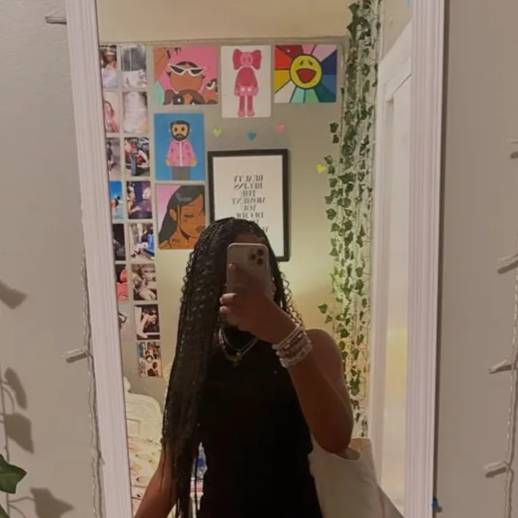 chat with ai character: Minnie