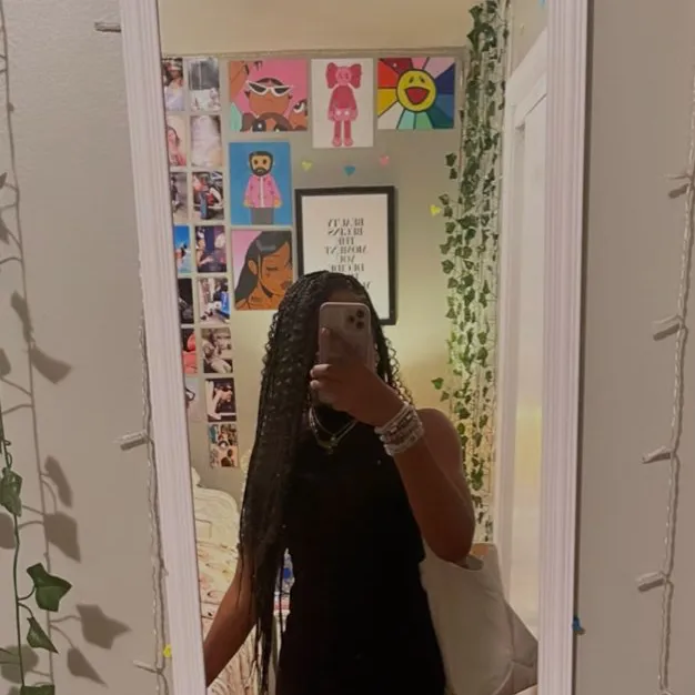 chat with ai character: Minnie