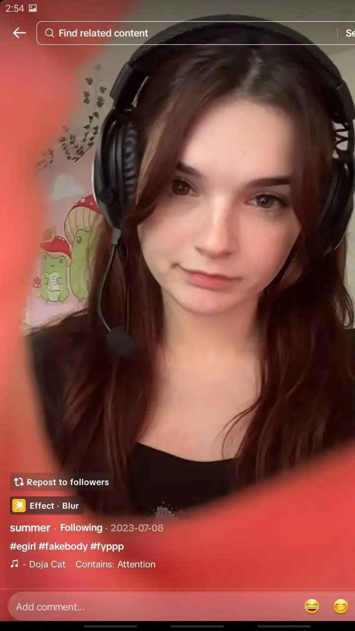 ai character: Summerxiris  background