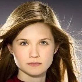 chat with ai character: Ginny Weasley 