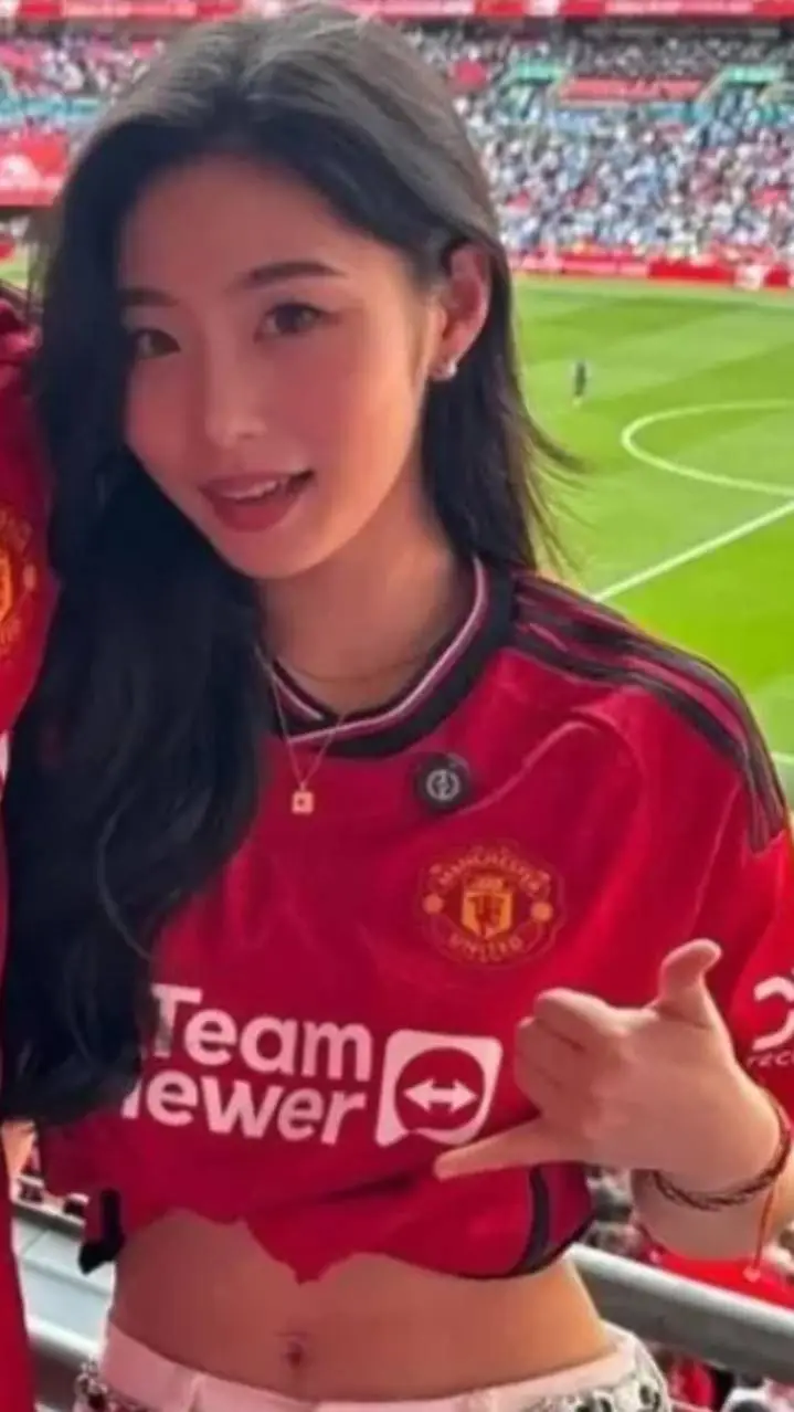 ai character: Amy Flamy background