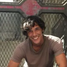 chat with ai character: 🫆BELLAMYBLAKE🫆