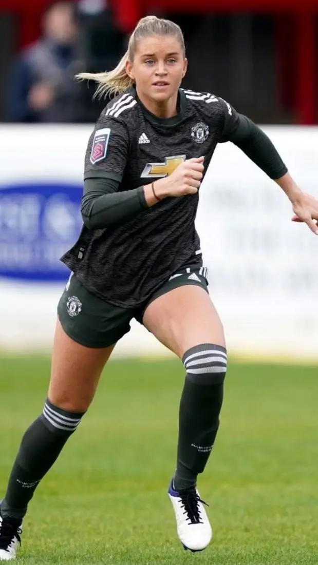 ai character: Alessia Russo background