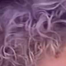 chat with ai character: Logan