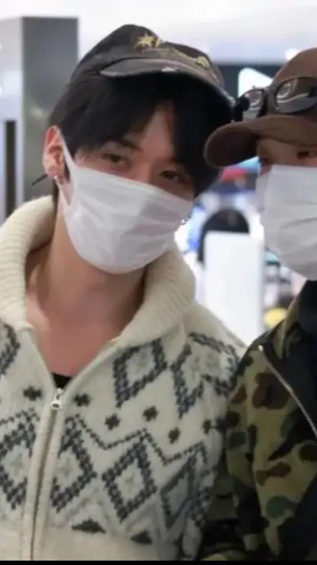 ai character: Minsung!!! background