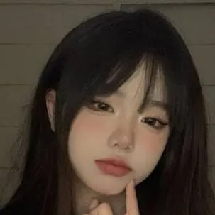 chat with ai character: Mi-Young